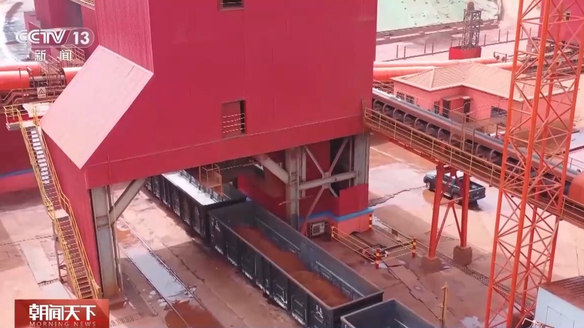 青岛港科技升级货物“秒通关”pg电子试玩入口一线分钟(图12) 青岛港科技升级货物“秒通关”pg电子试玩入口一线分钟(图12)